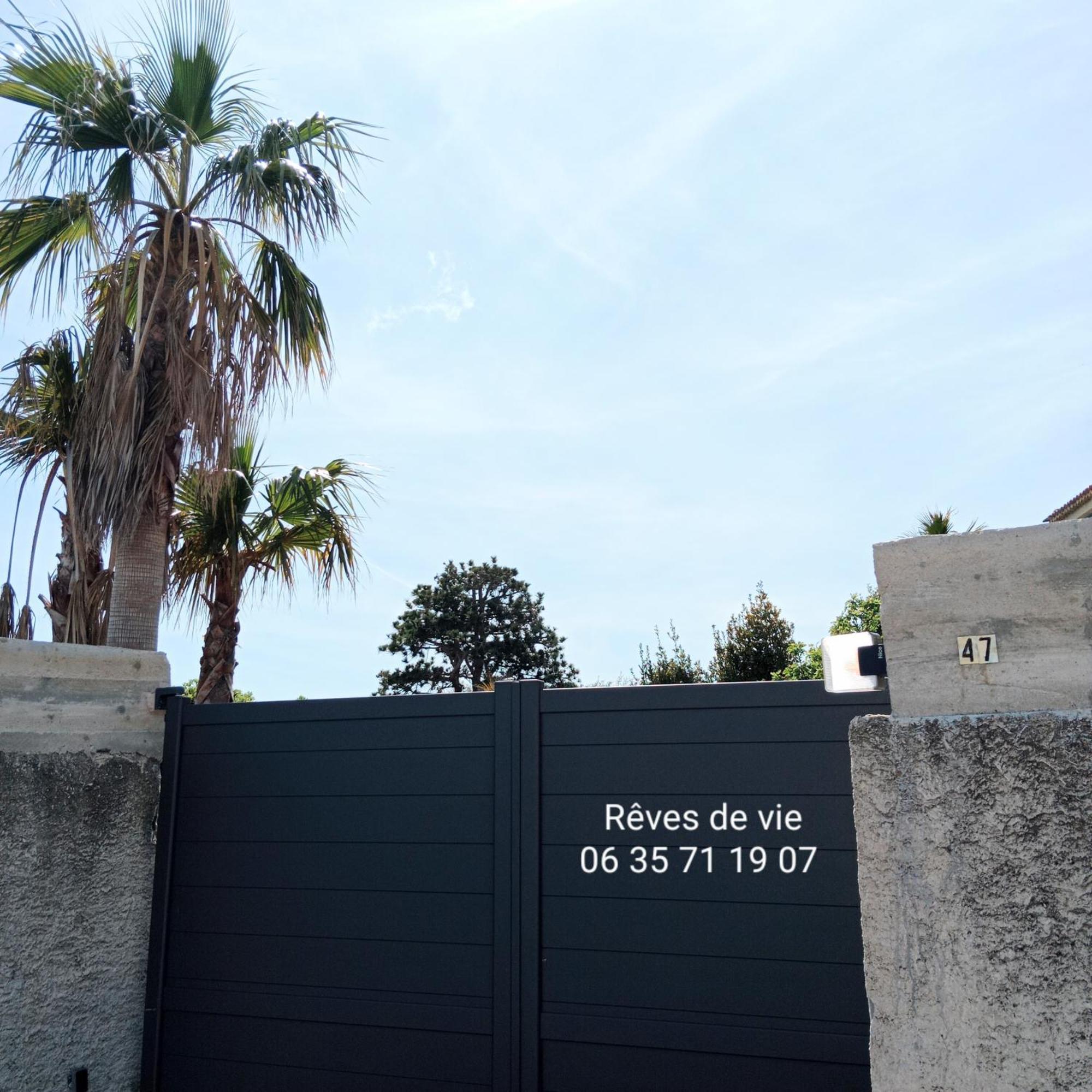 Reves De Vie Studio Morgiou Avec Terrasse Et Parking Prive Cassis Szoba fotó
